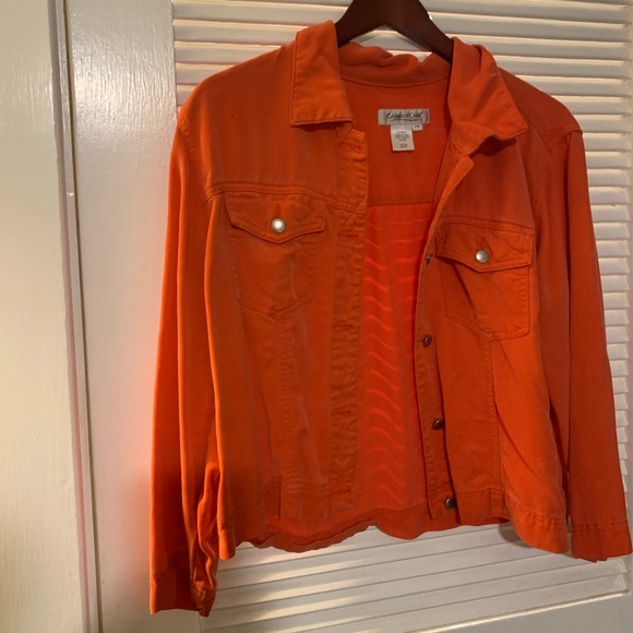 Blazer - Picture 2 of 2